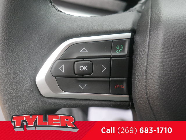 Used 2023 Jeep Compass Latitude AWD/4WD image 28