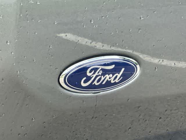 Used 2023 Ford F150 Lightning Platinum AWD/4WD image 19