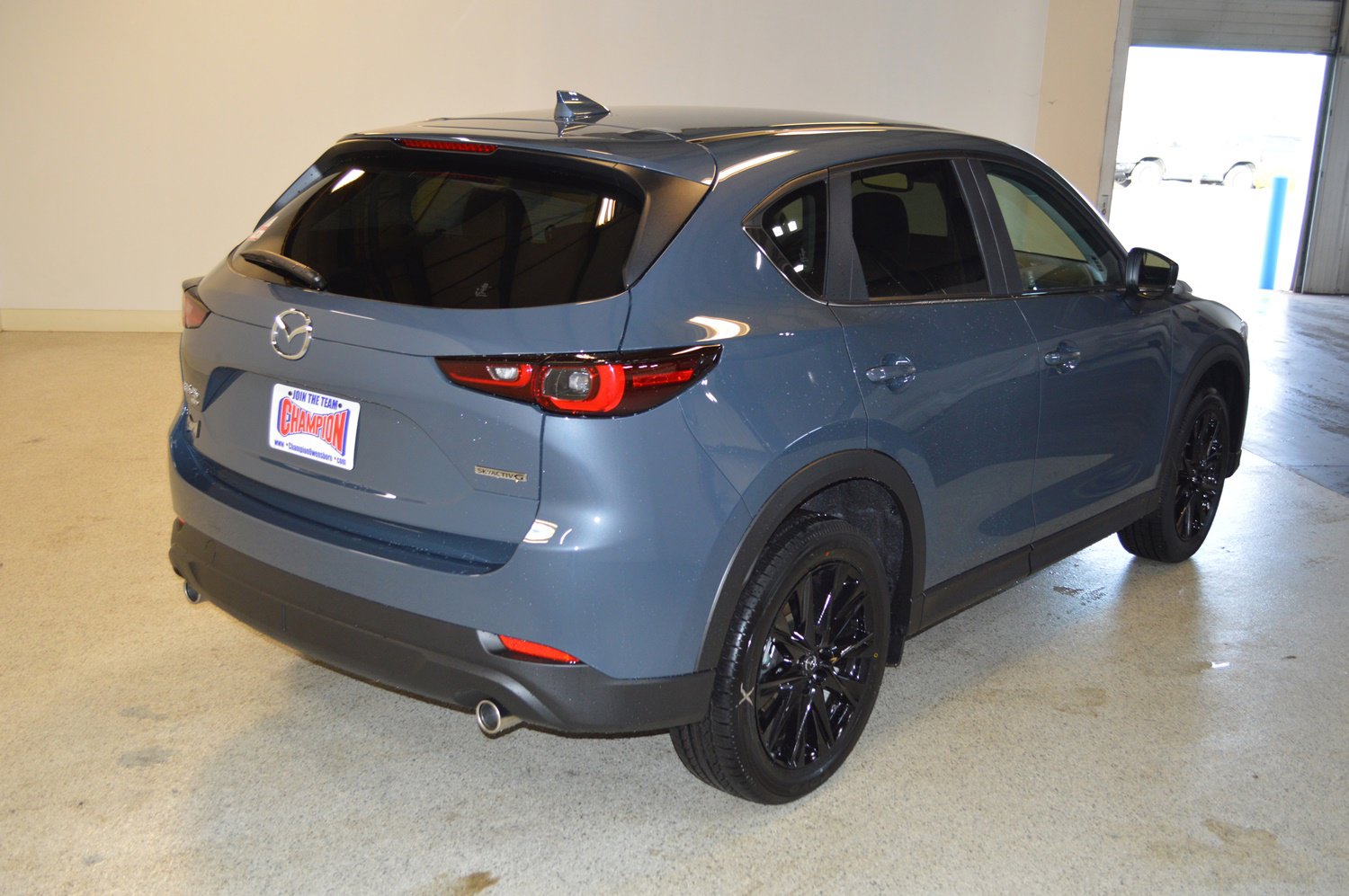 New 2025 MAZDA CX-5 Carbon Edition image 3