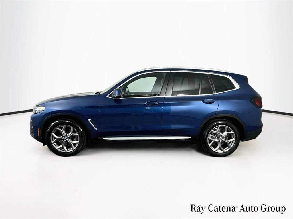 Used 2023 BMW X3 xDrive30i w/ Premium Package w/ZPA AWD/4WD image 4