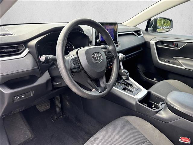 Used 2024 Toyota RAV4 LE FWD image 9