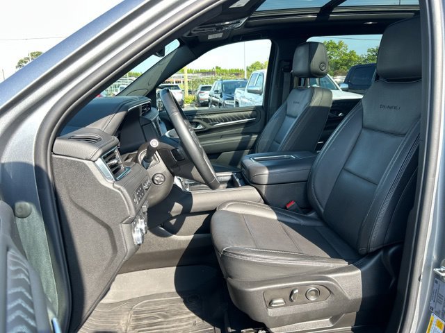 Certified 2023 GMC Yukon Denali w/ LPO, Floor Liner Package AWD/4WD image 34