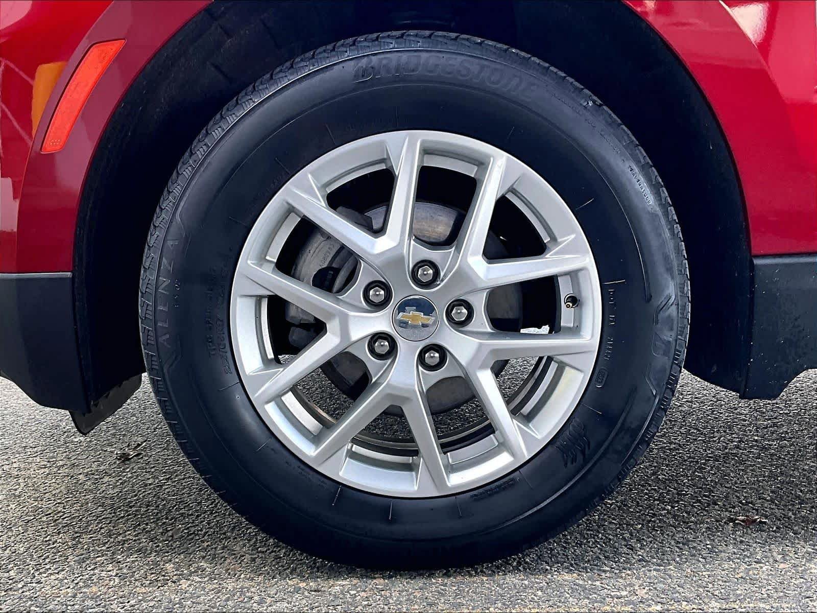 Used 2023 Chevrolet Equinox LT AWD/4WD image 7