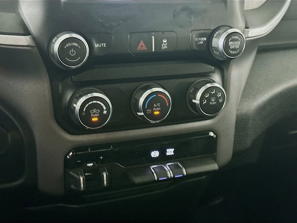 Used 2022 RAM 2500 Big Horn image 18