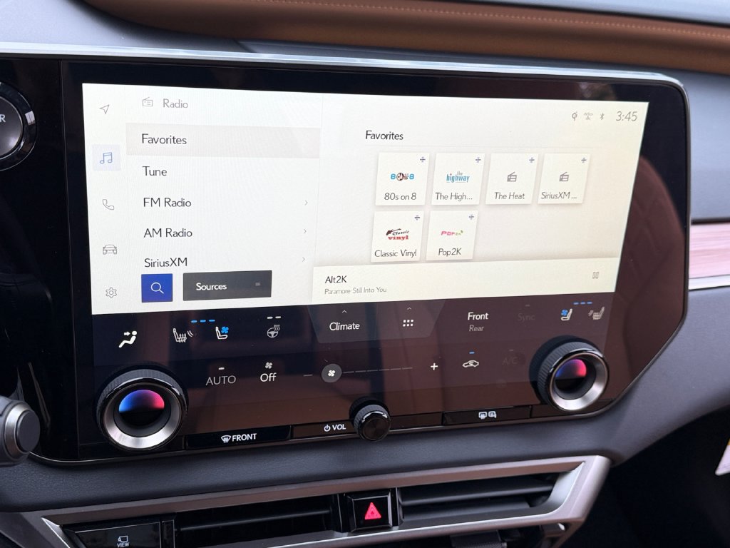 New 2026 Lexus RX 450h AWD w/ Convenience Package image 17