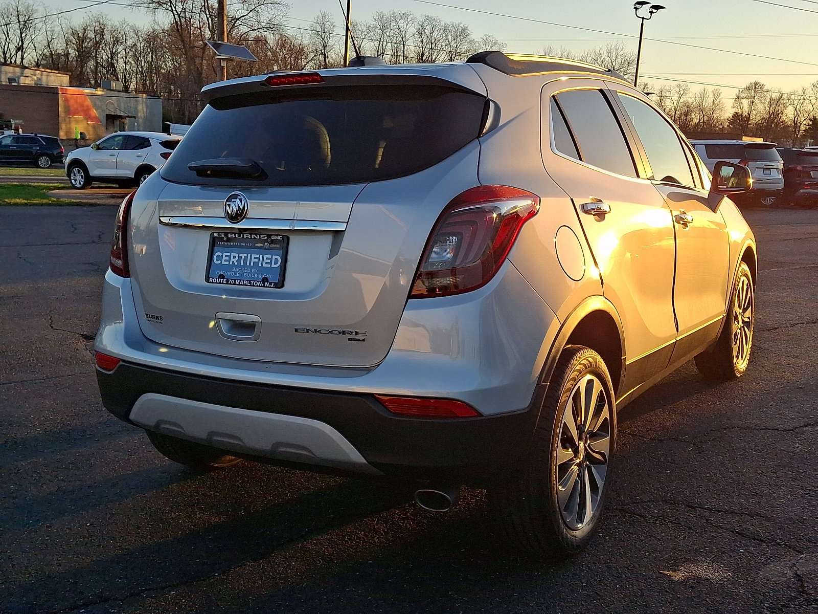 Certified 2022 Buick Encore Preferred w/ Safety Package image 7