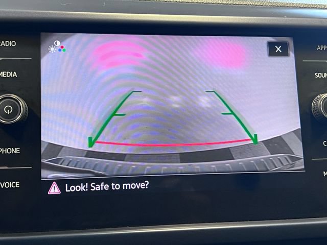 Certified 2024 Volkswagen Taos SE FWD image 25