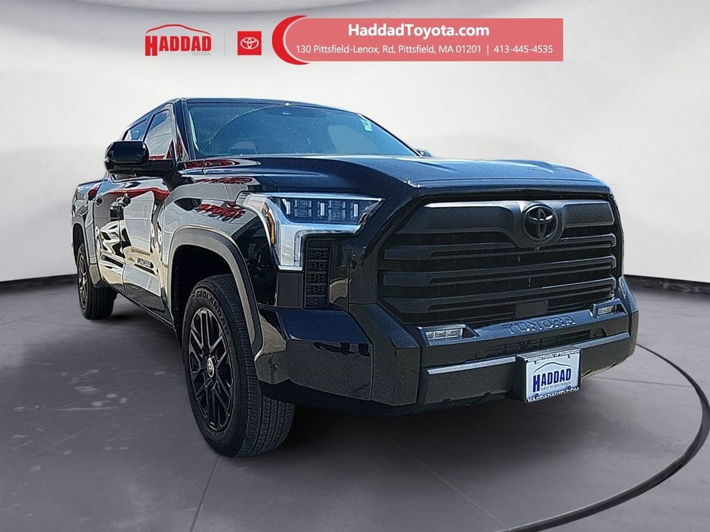 Used 2024 Toyota Tundra Limited AWD/4WD image 8
