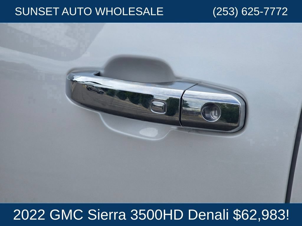 Used 2022 GMC Sierra 3500 Denali w/ Denali Ultimate Package AWD/4WD image 24