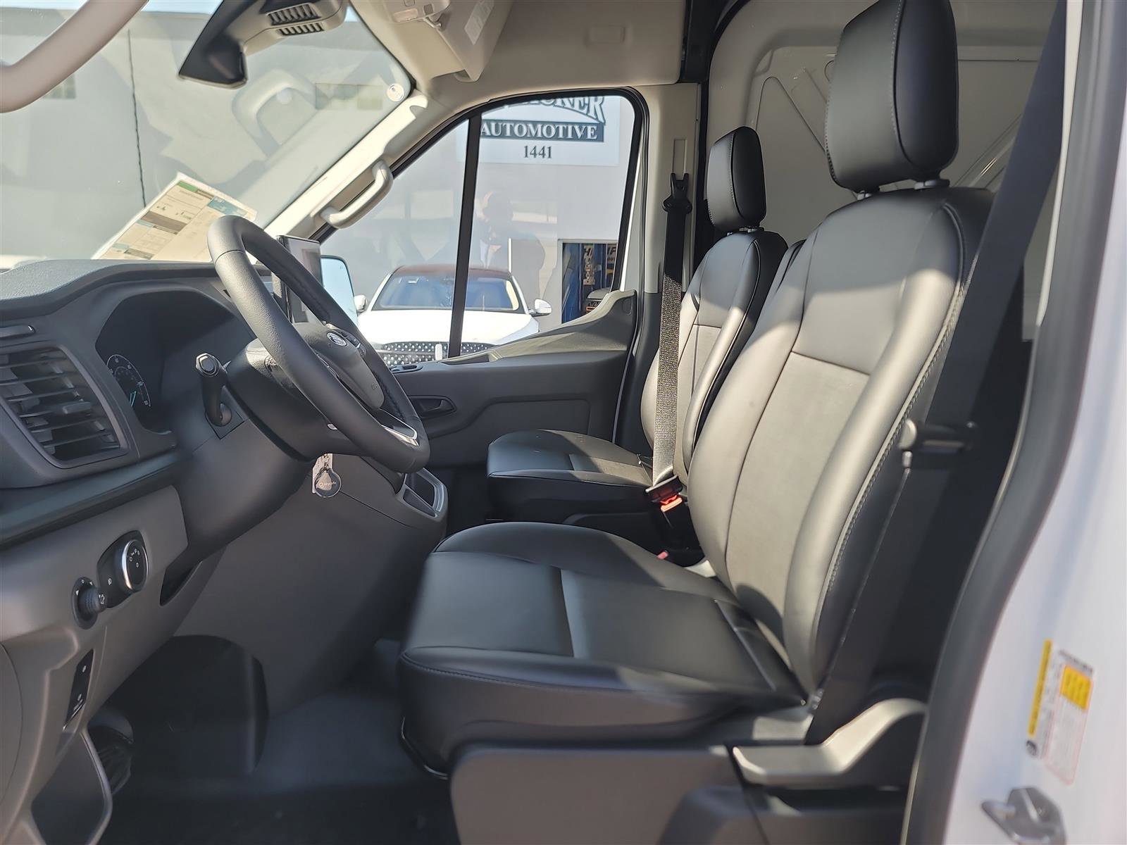 Used 2025 Ford Transit 250 148 Medium Roof image 14