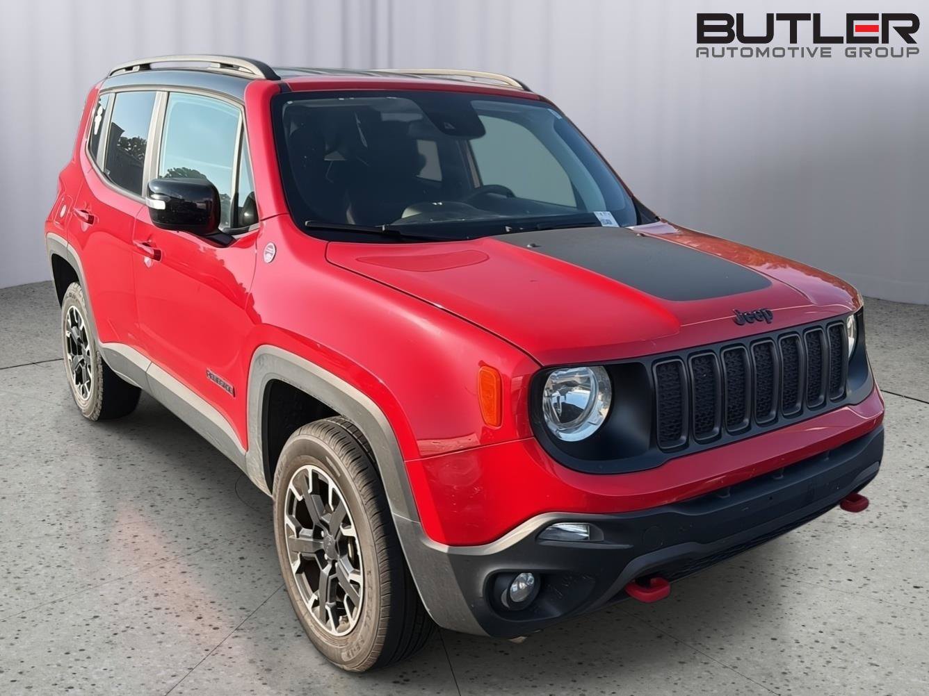 Used 2023 Jeep Renegade Trailhawk AWD/4WD image 4