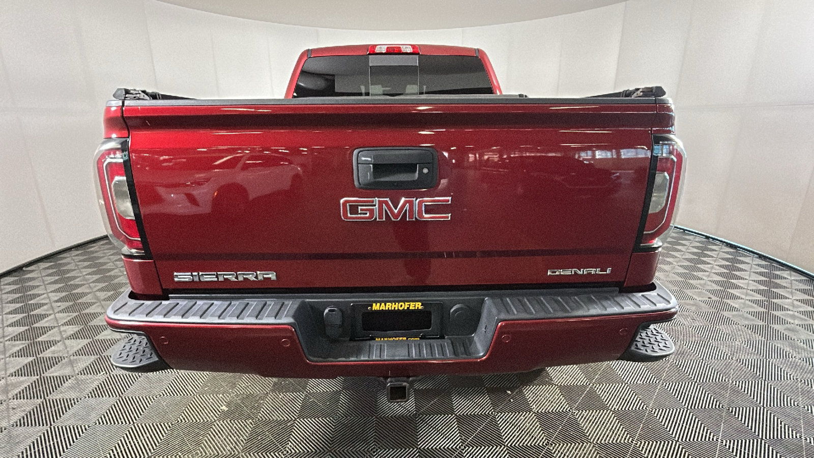Used 2018 GMC Sierra 1500 Denali w/ Denali Ultimate Package AWD/4WD image 4