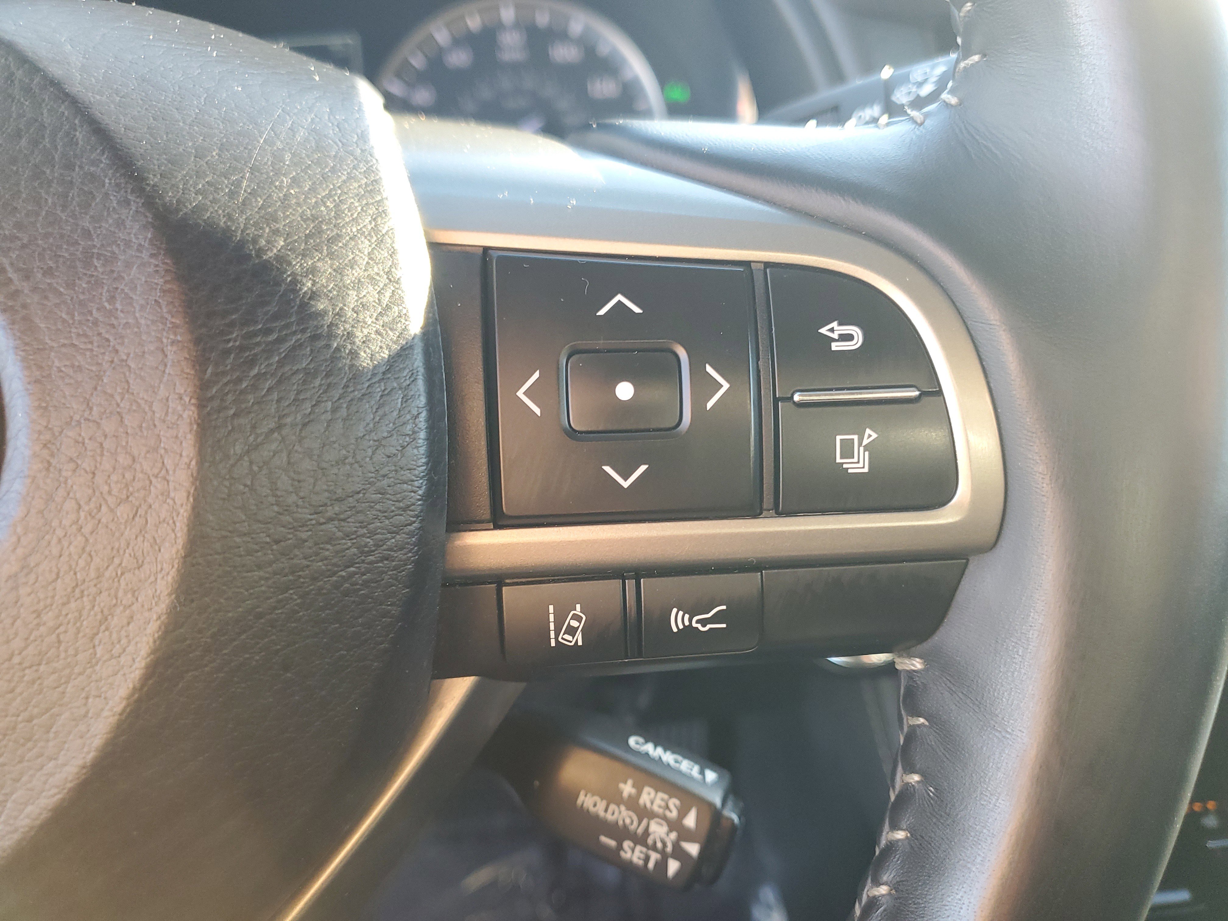 Used 2019 Lexus RX 350 AWD w/ Navigation Package image 18