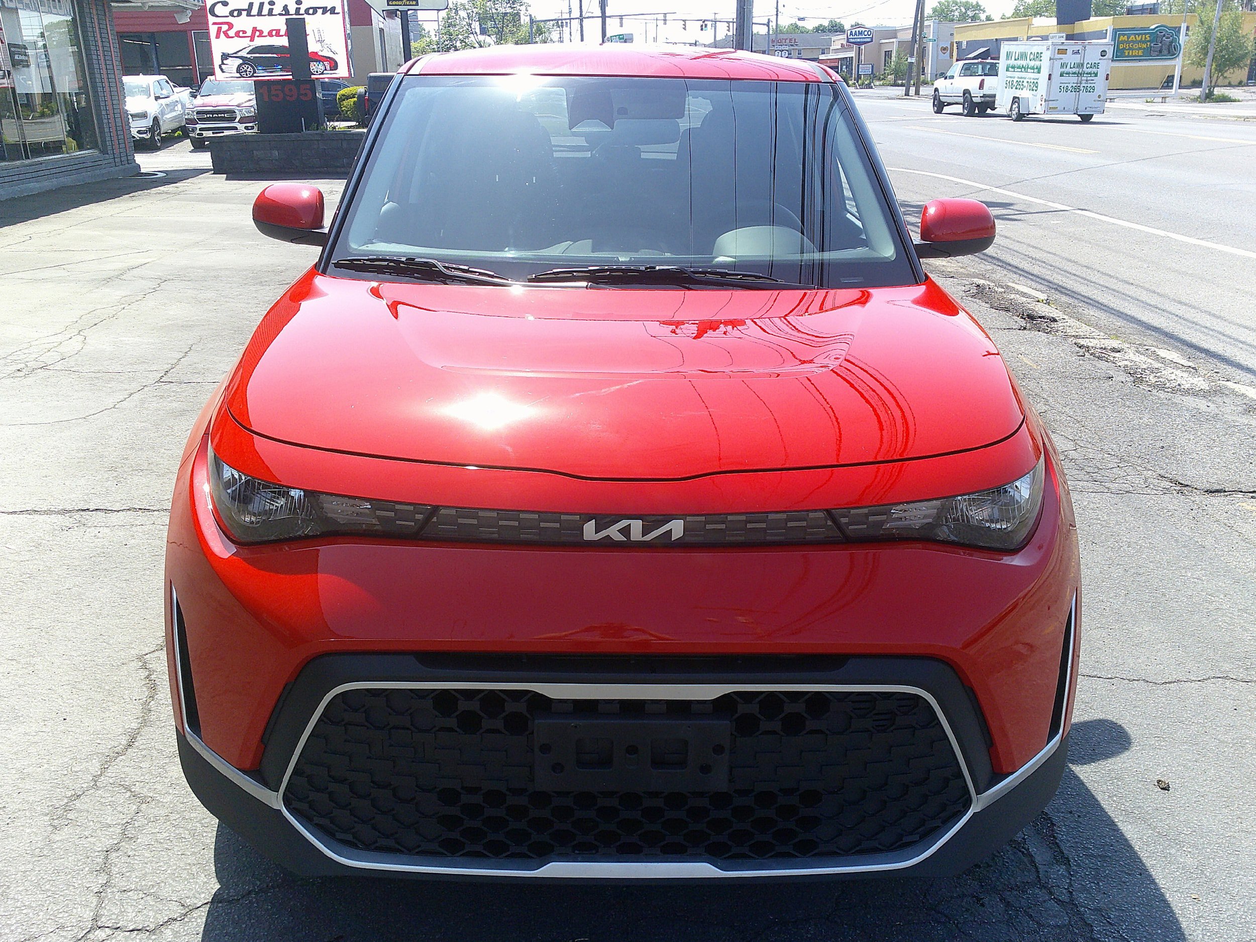 Used 2023 Kia Soul LX FWD image 10