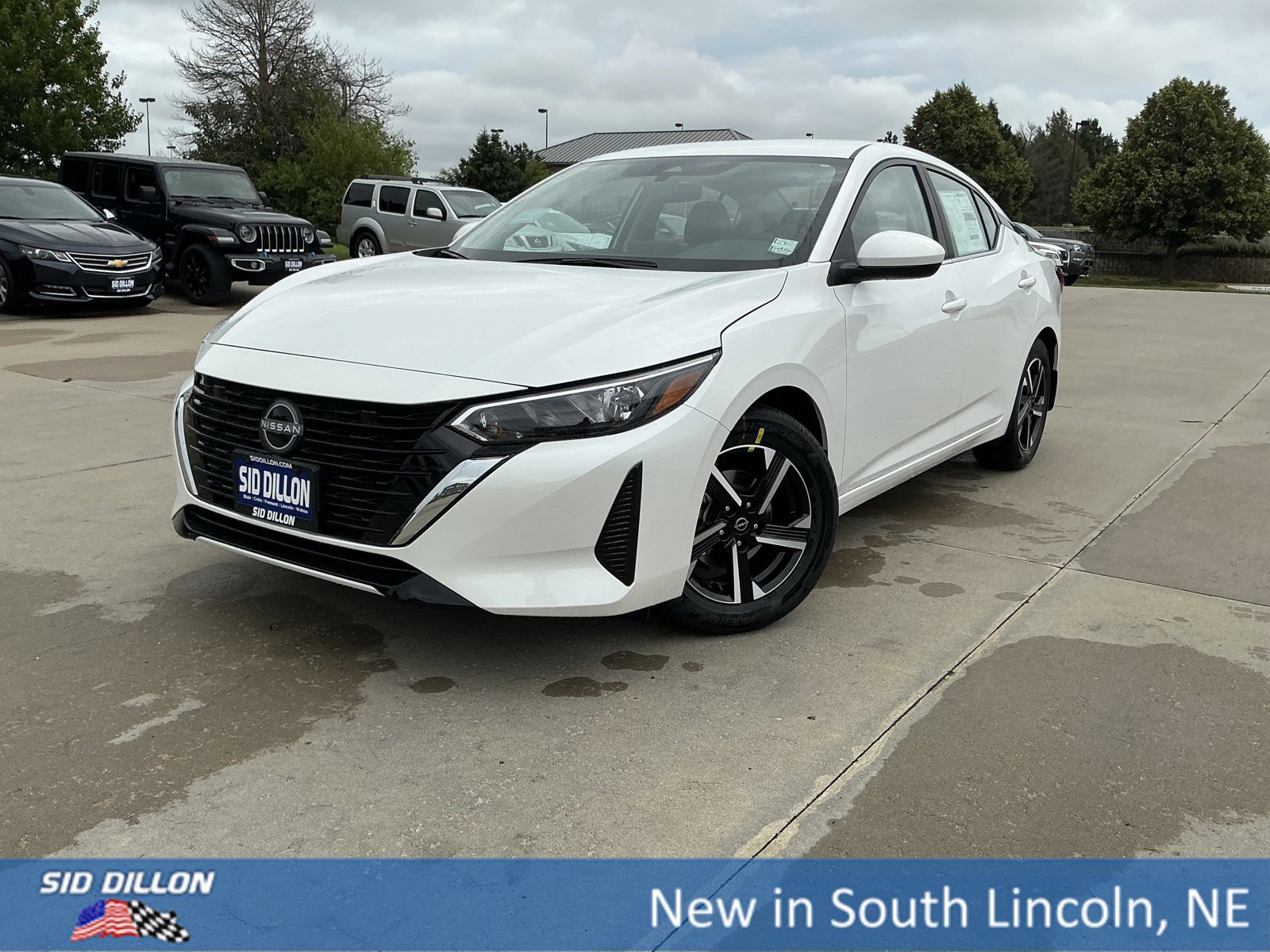 New 2025 Nissan Sentra SV w/ Trunk Package image 1