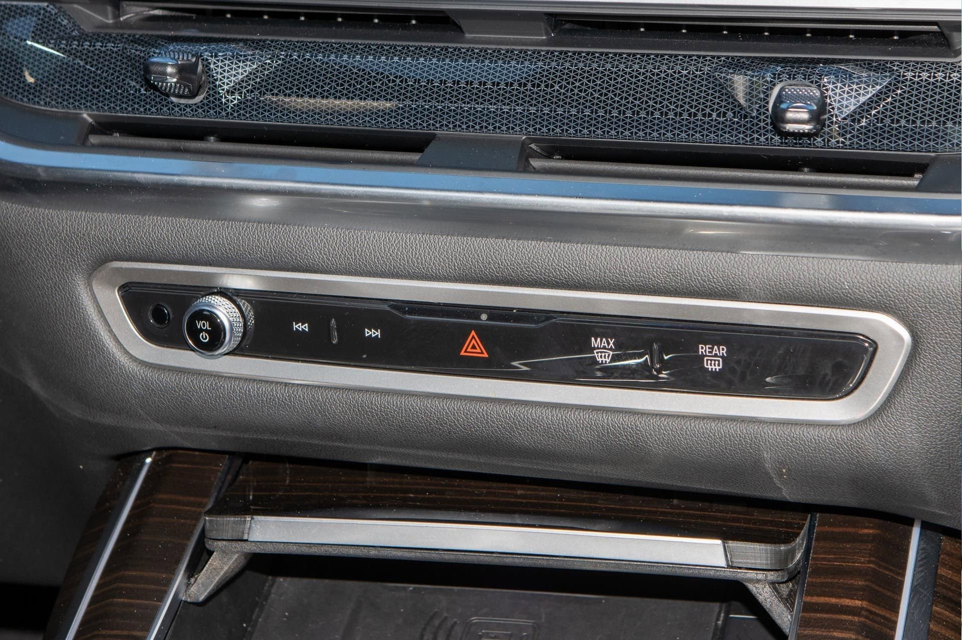 Used 2024 BMW X7 xDrive40i w/ Executive Package image 26