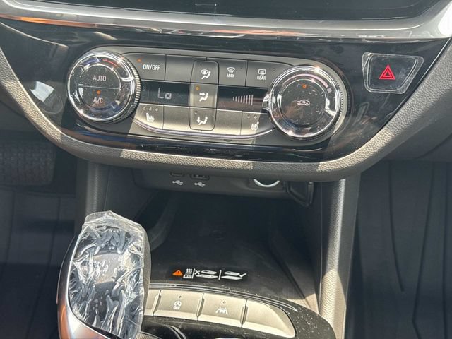 New 2026 Buick Envista Sport Touring w/ Convenience I Package FWD image 30