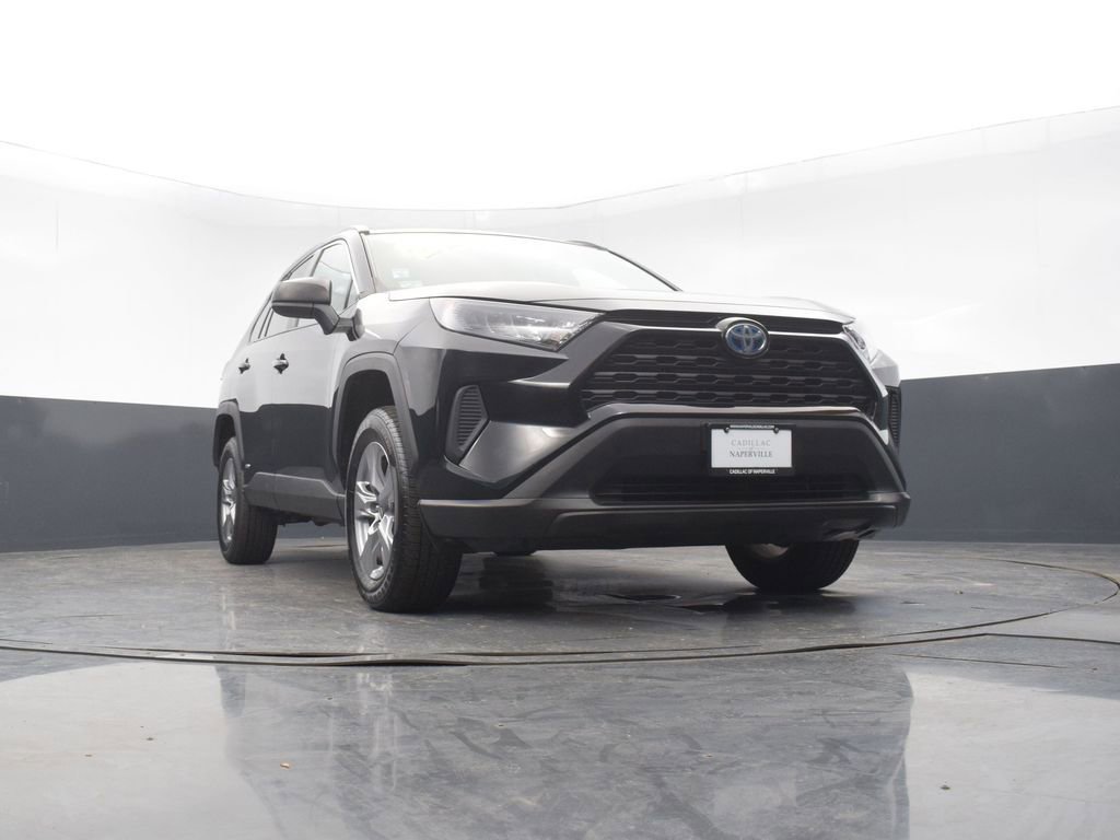 Used 2022 Toyota RAV4 LE AWD/4WD image 43