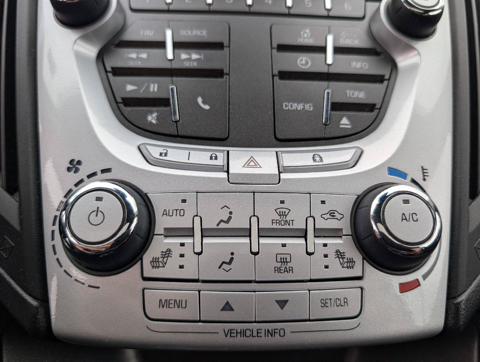 Used 2015 Chevrolet Equinox LT AWD/4WD image 19