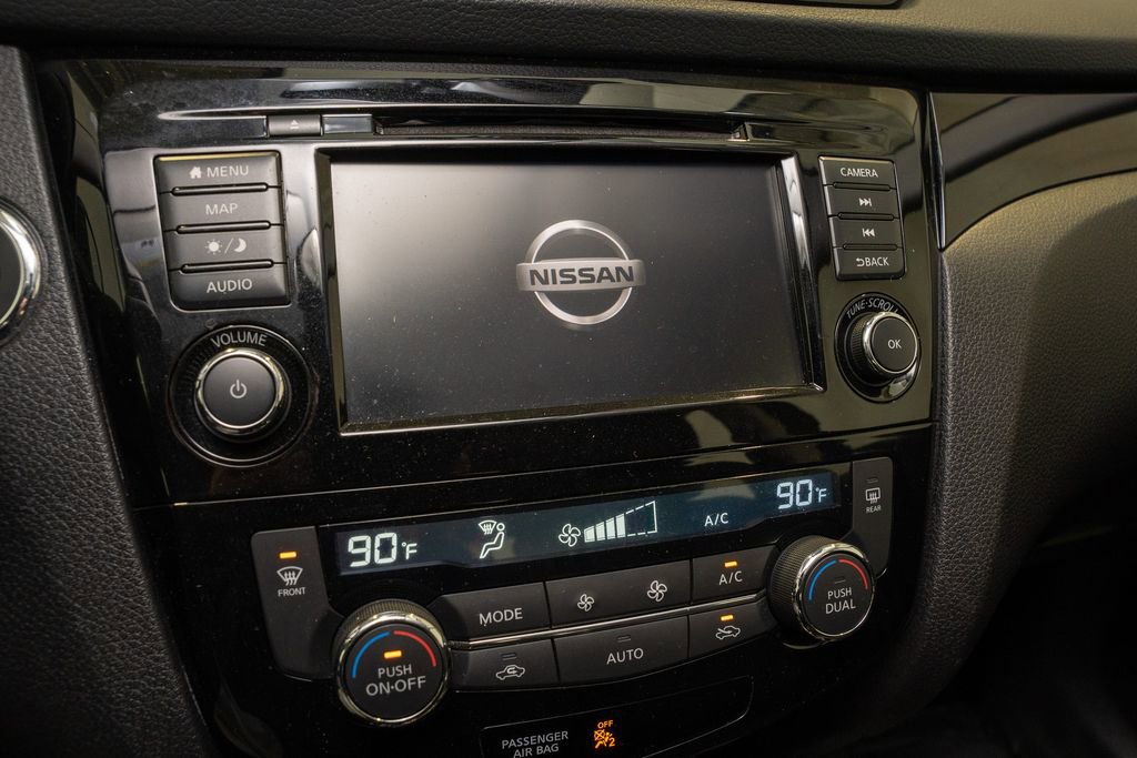 Used 2022 Nissan Rogue Sport SL image 11