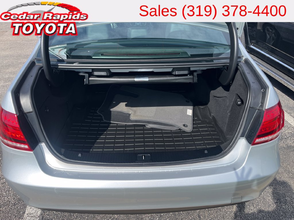 Used 2016 Mercedes-Benz E 350 4MATIC Sedan image 20