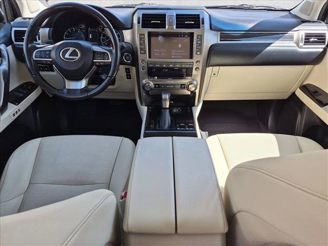 Used 2020 Lexus GX 460 Premium w/ Premium Package AWD/4WD image 18