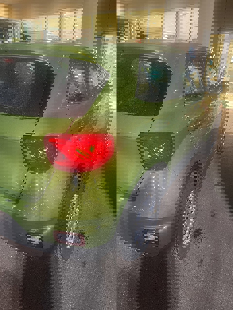 Used 2020 Hyundai Venue SE image 8