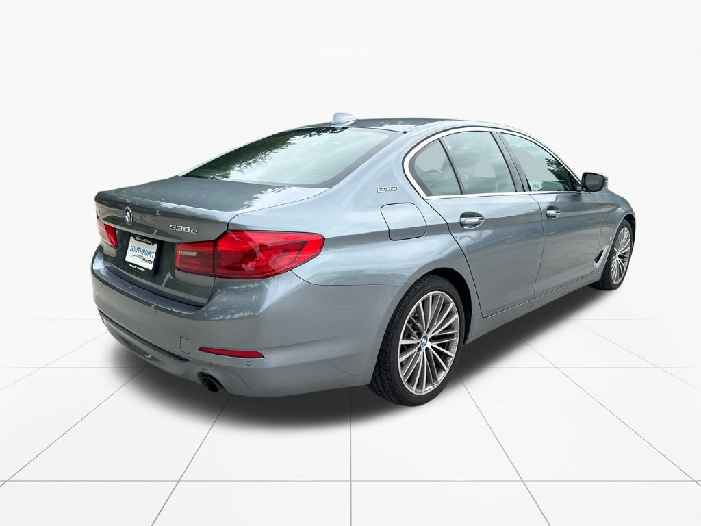 Used 2018 BMW 530e RWD image 8