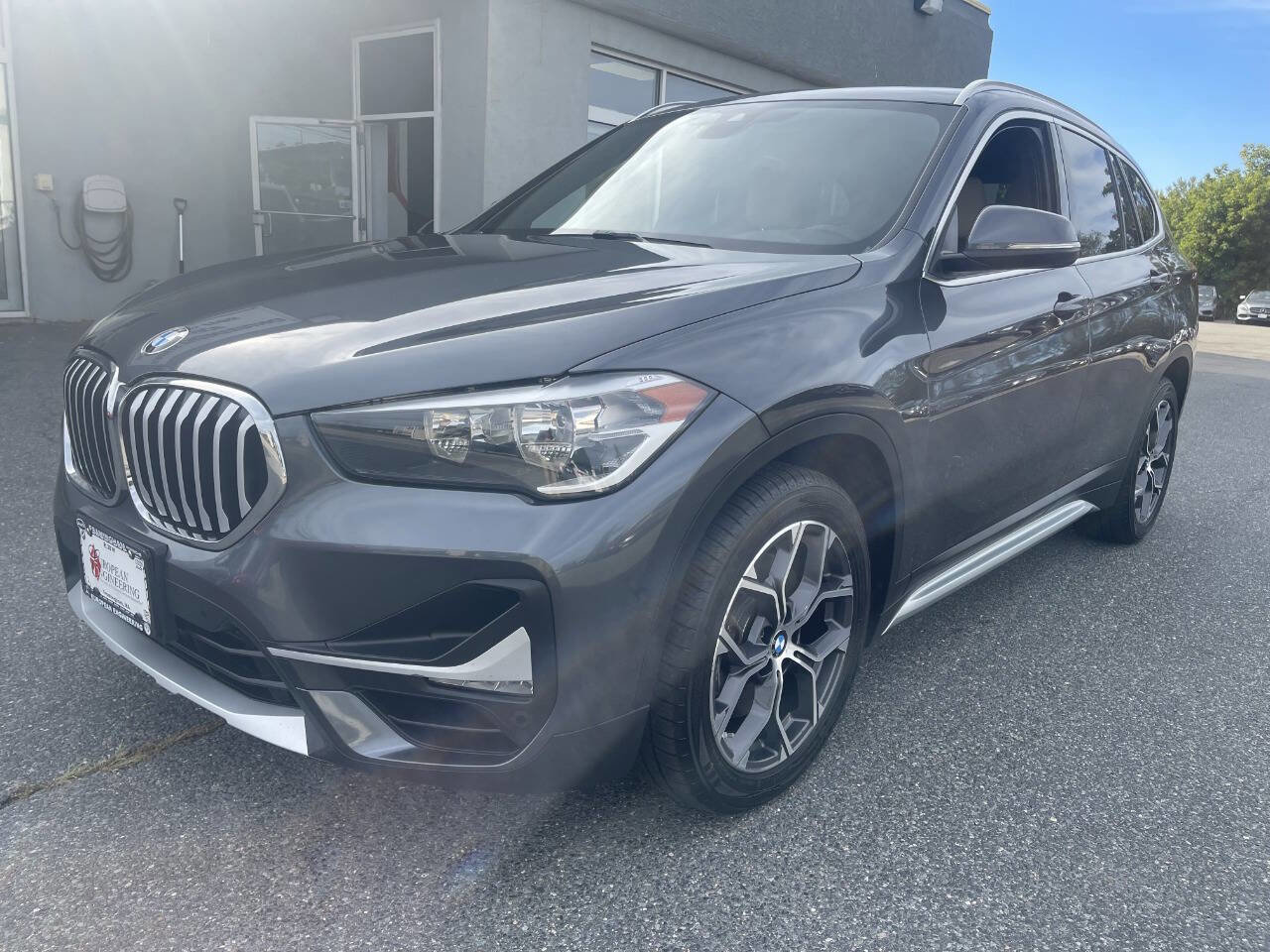 Used 2020 BMW X1 xDrive28i w/ Convenience Package image 3