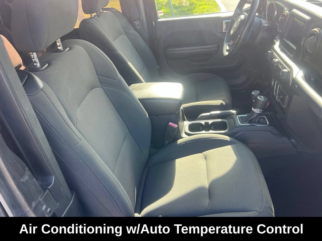 Certified 2018 Jeep Wrangler Sport AWD/4WD image 14