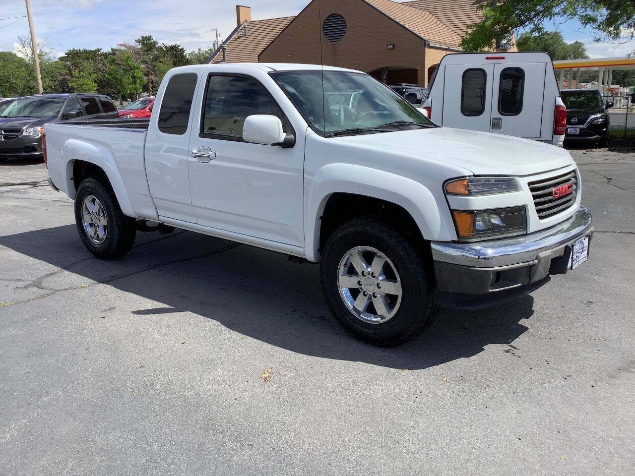 Used 2011 GMC Canyon SLE AWD/4WD image 8