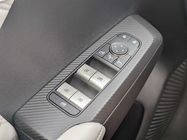 Used 2024 Mitsubishi Outlander SEL FWD image 26
