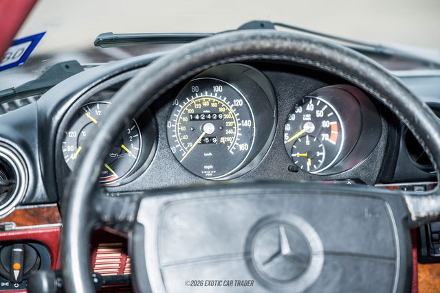 Used 1988 Mercedes-Benz 560 SL image 27