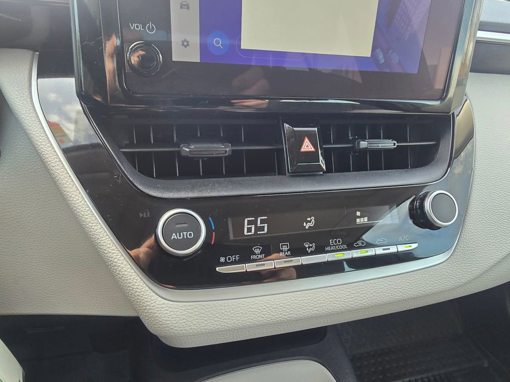 Certified 2024 Toyota Corolla LE AWD/4WD image 24