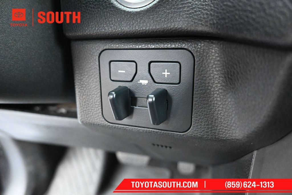 Used 2023 Toyota Tundra SR5 AWD/4WD image 20
