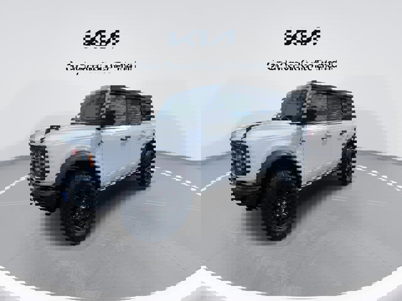 Used 2021 Ford Bronco Black Diamond image 4