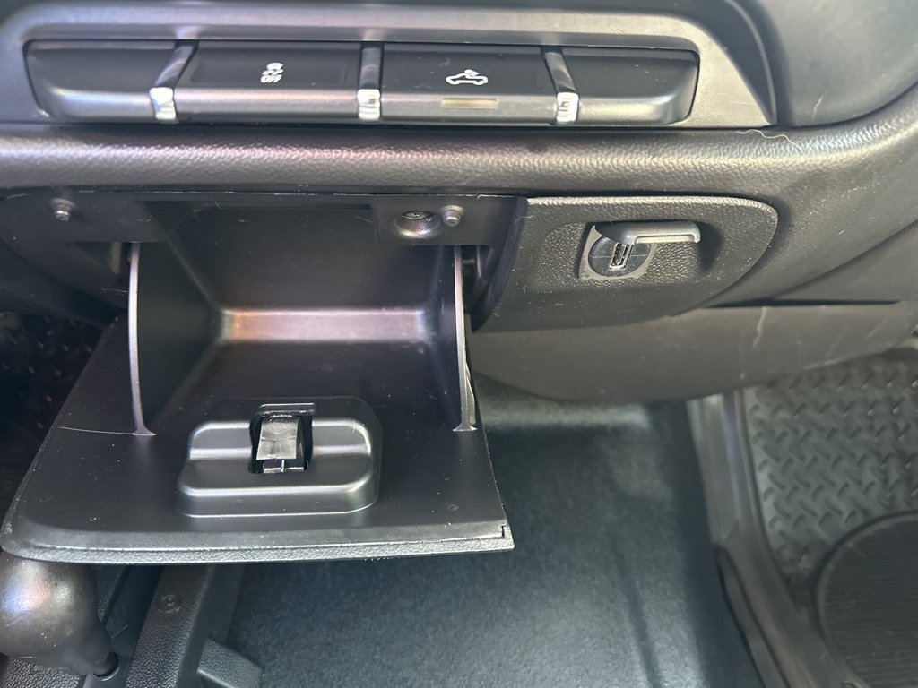 Used 2017 GMC Sierra 2500 4x4 Double Cab w/ Snow Plow Prep Package image 5