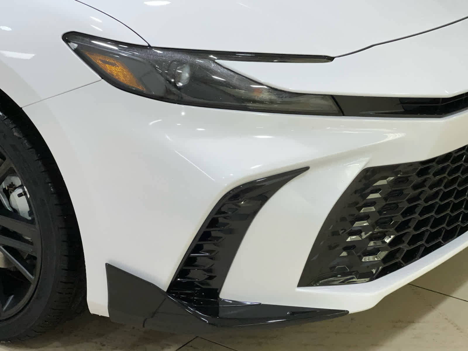 New 2026 Toyota Camry Hybrid w/ Multimedia Upgrade Package image 2