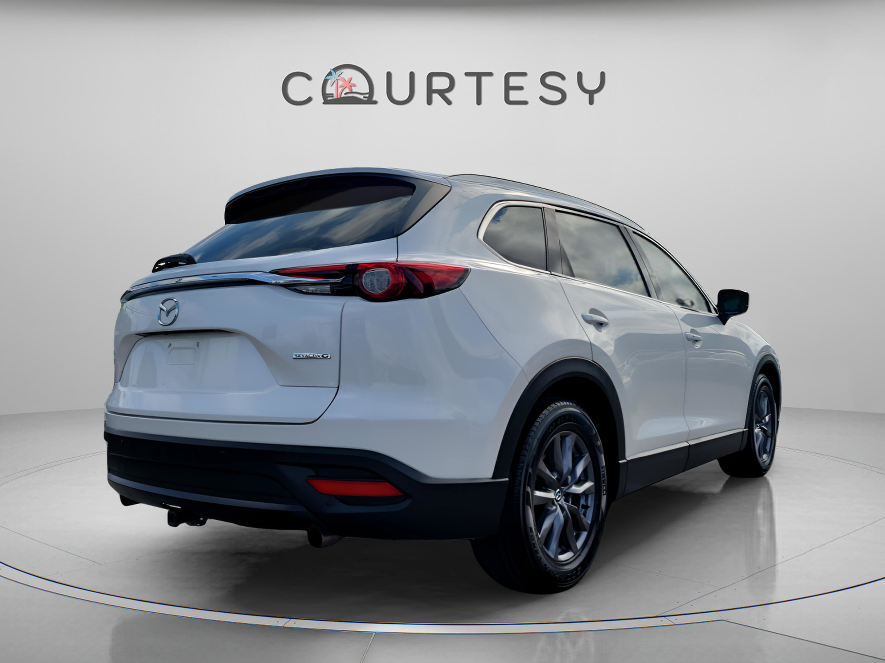 Used 2020 MAZDA CX-9 Touring w/ Touring Premium Package image 3