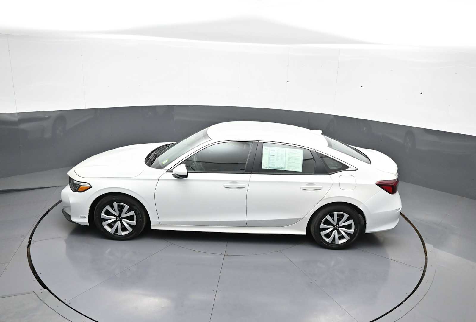 Used 2025 Honda Civic LX image 39