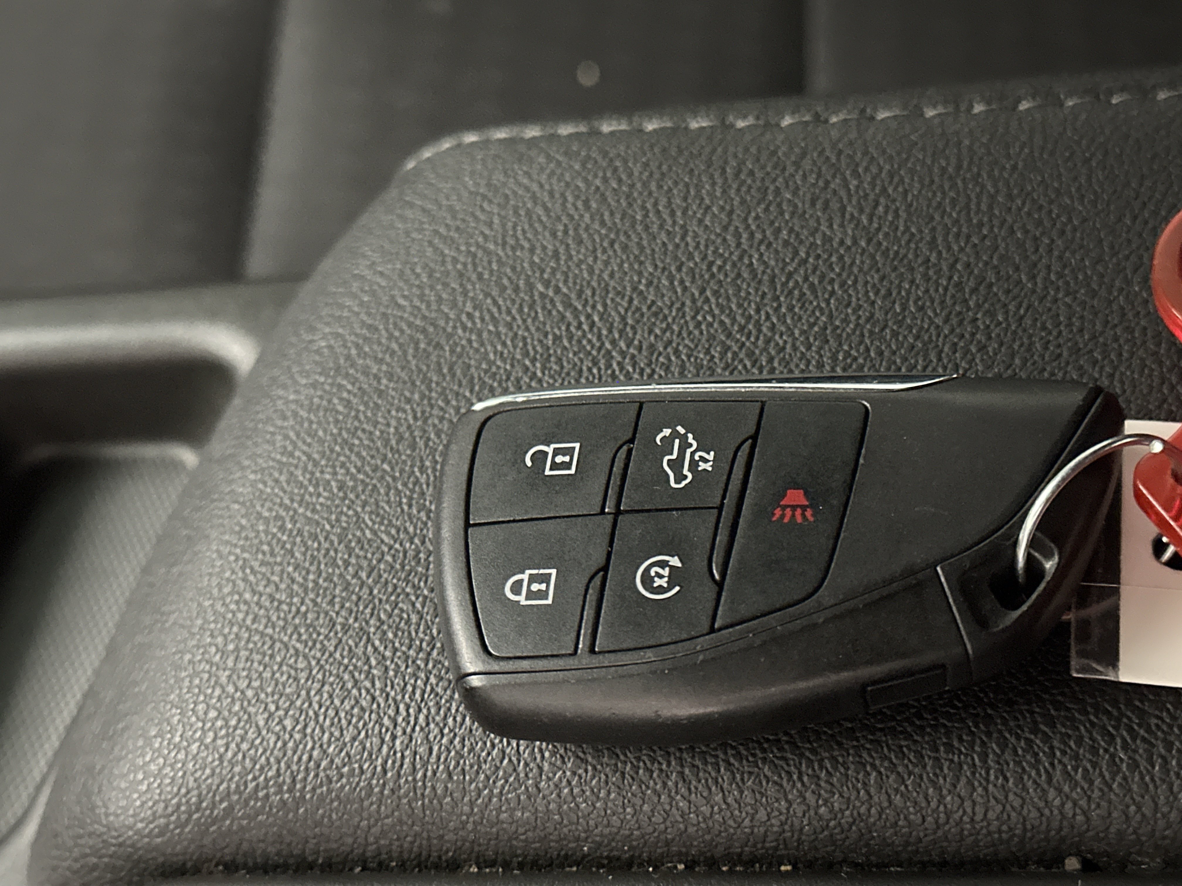 Used 2024 Chevrolet Silverado 2500 LT AWD/4WD image 40