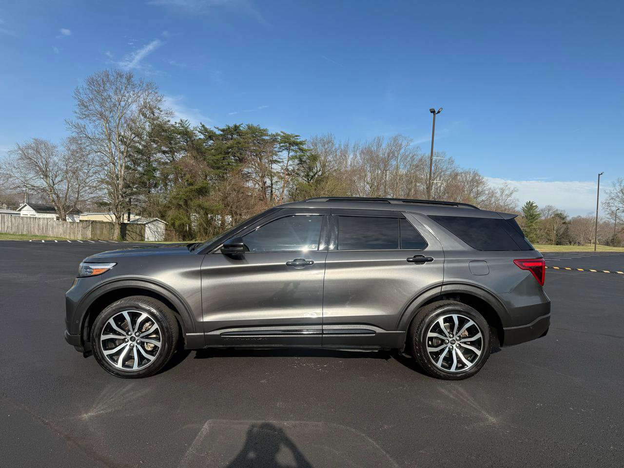 Used 2020 Ford Explorer ST w/ Premium Technology Package image 2