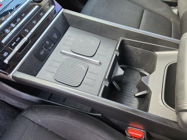Used 2025 Hyundai Santa Fe SE FWD image 19