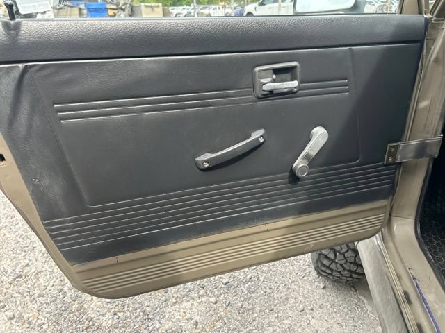 Used 1995 Suzuki Samurai JL AWD/4WD image 9