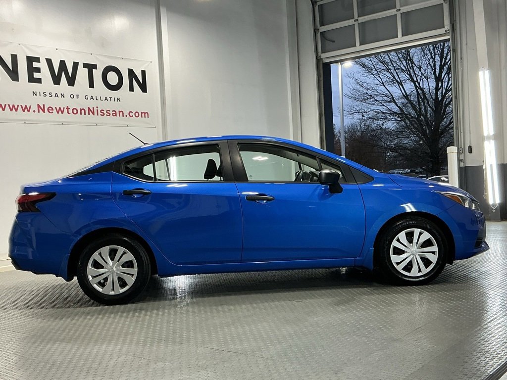 Used 2022 Nissan Versa S image 30