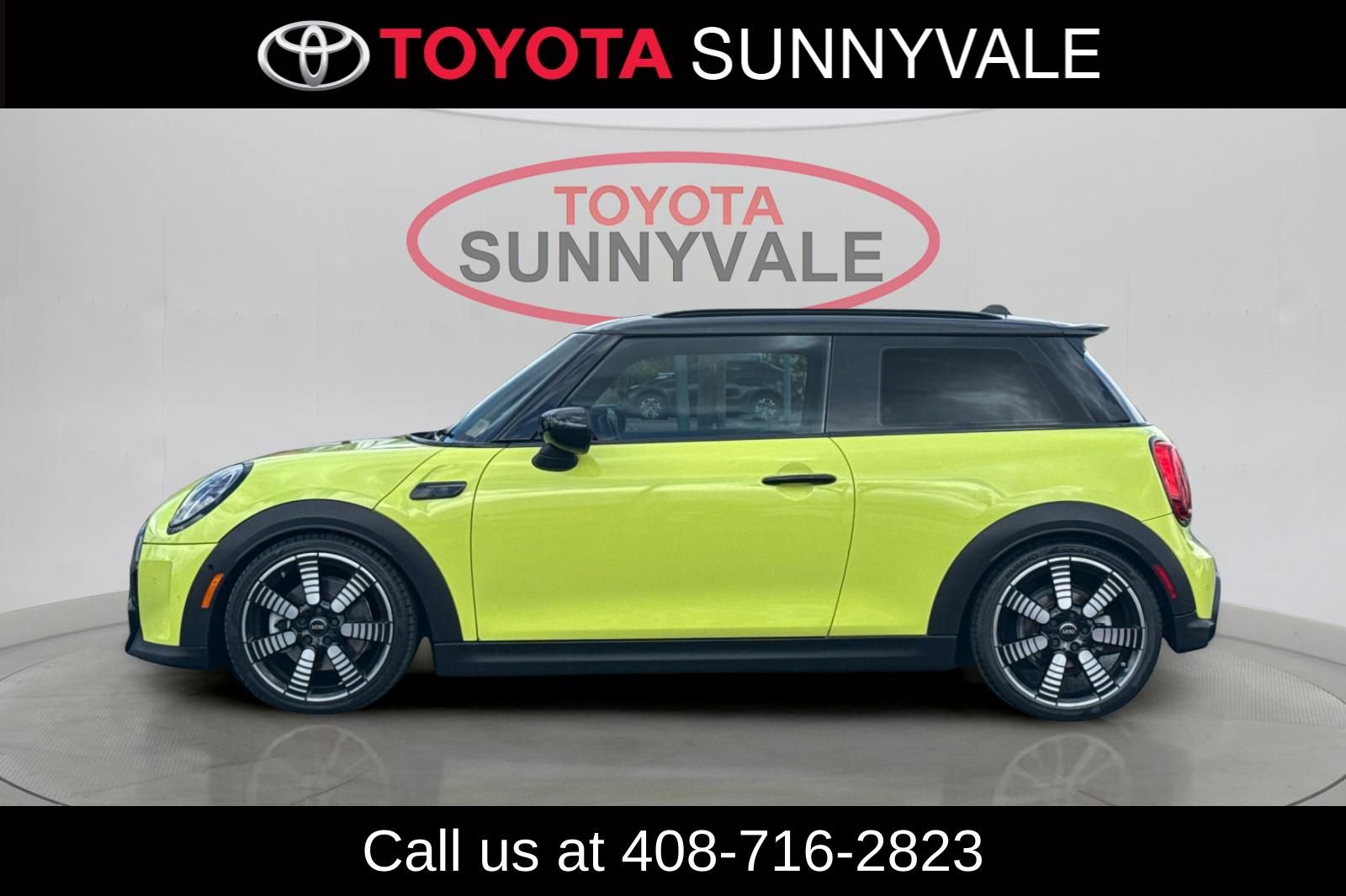 Used 2023 MINI Cooper S w/ Driver Assistance Package FWD image 6