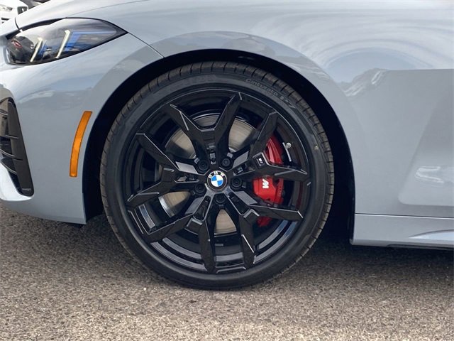 New 2025 BMW M440i Coupe w/ Shadowloine Package image 10