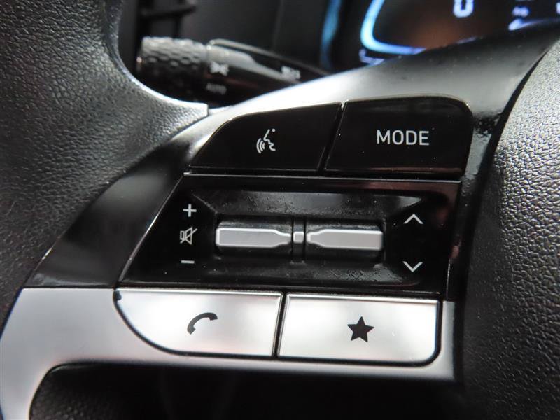 Used 2024 Hyundai Elantra SE FWD image 20