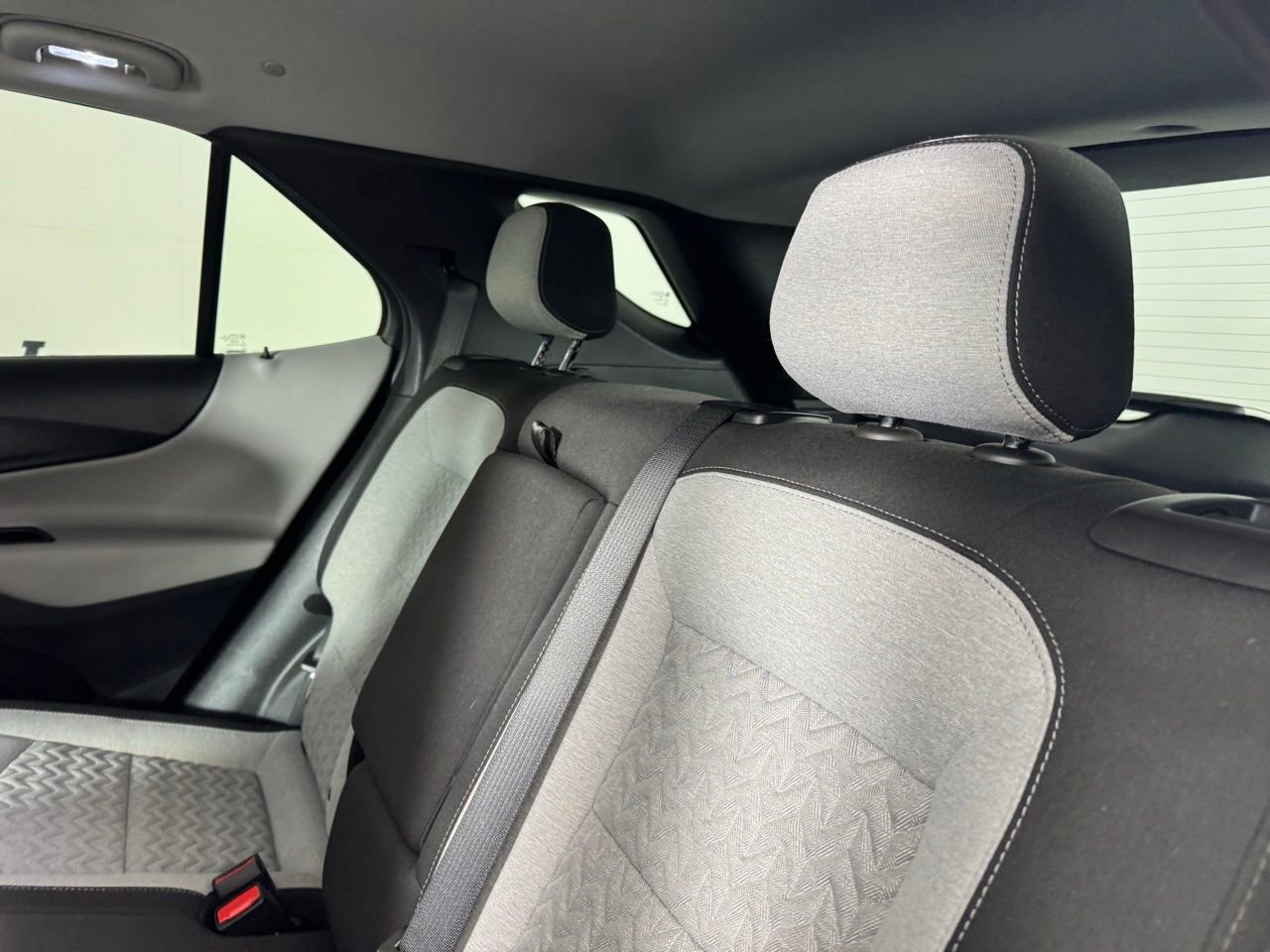 Used 2023 Chevrolet Equinox LT image 24
