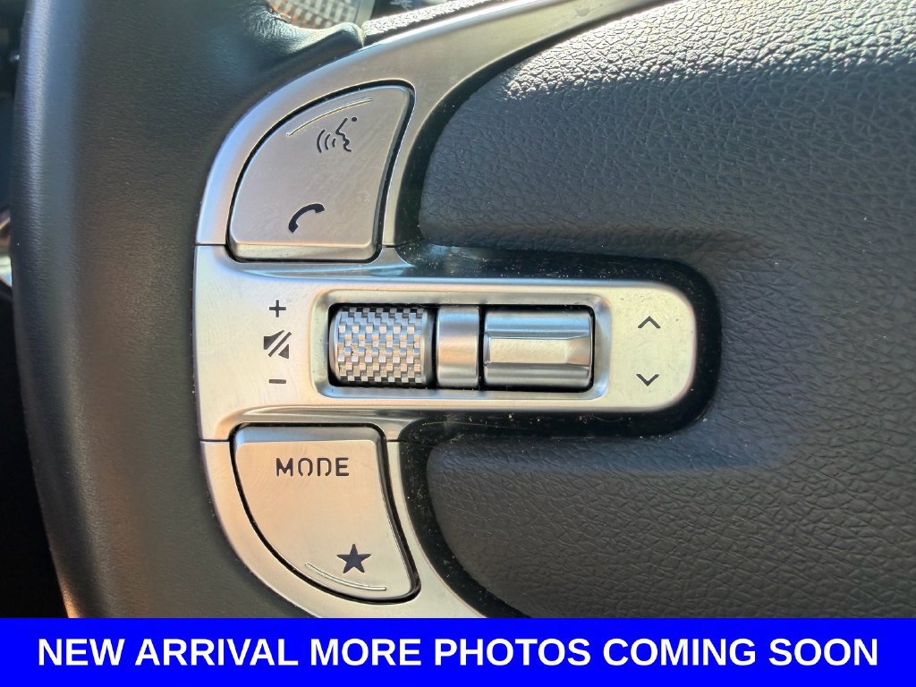 Used 2025 Genesis GV70 2.5T AWD/4WD image 30